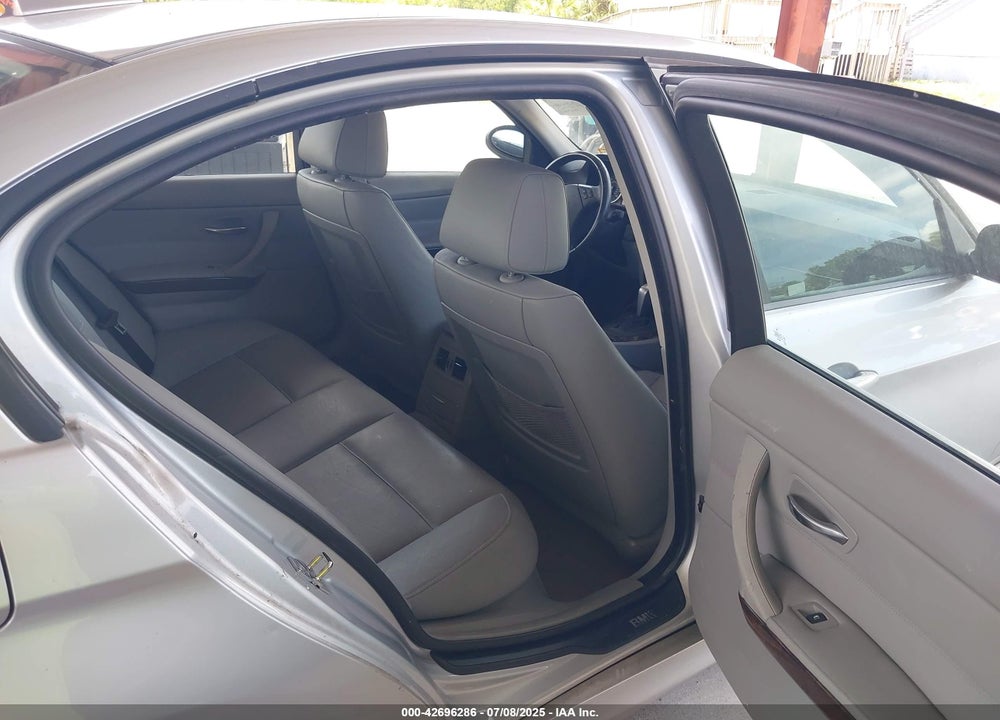 2008 BMW 328I VIN: WBAVA37578NL50095