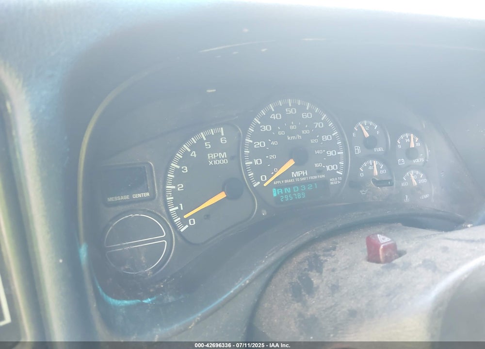1999 CHEVROLET SILVERADO 1500 VIN: 1GCEK19T3XE105342
