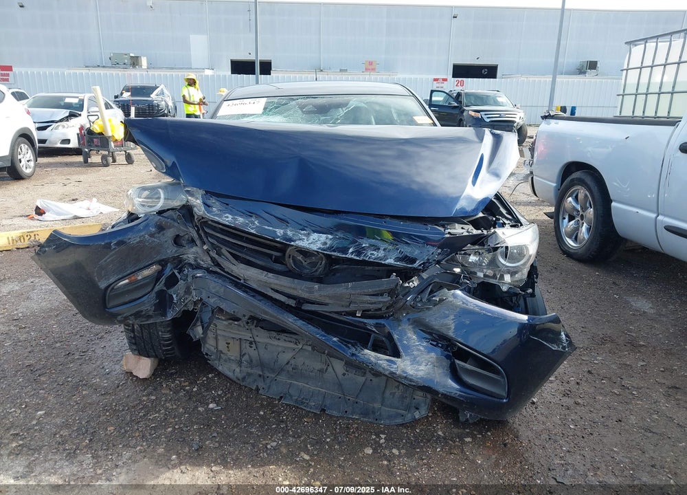 2018 MAZDA 3 VIN: 3MZBN1L3XJM273965