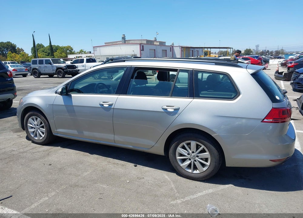 2016 VOLKSWAGEN GOLF SPORTWAGEN TSI S 4-DOOR VIN: 3VWC17AU3GM514286
