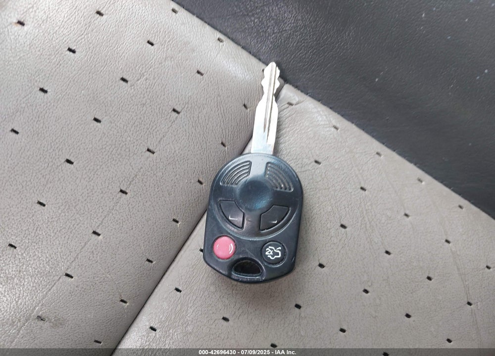 2008 MERCURY SABLE VIN: 1MEHM40W08G624322