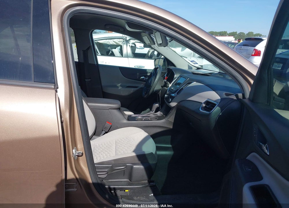 2019 CHEVROLET EQUINOX VIN: 2GNAXHEV2K6297843