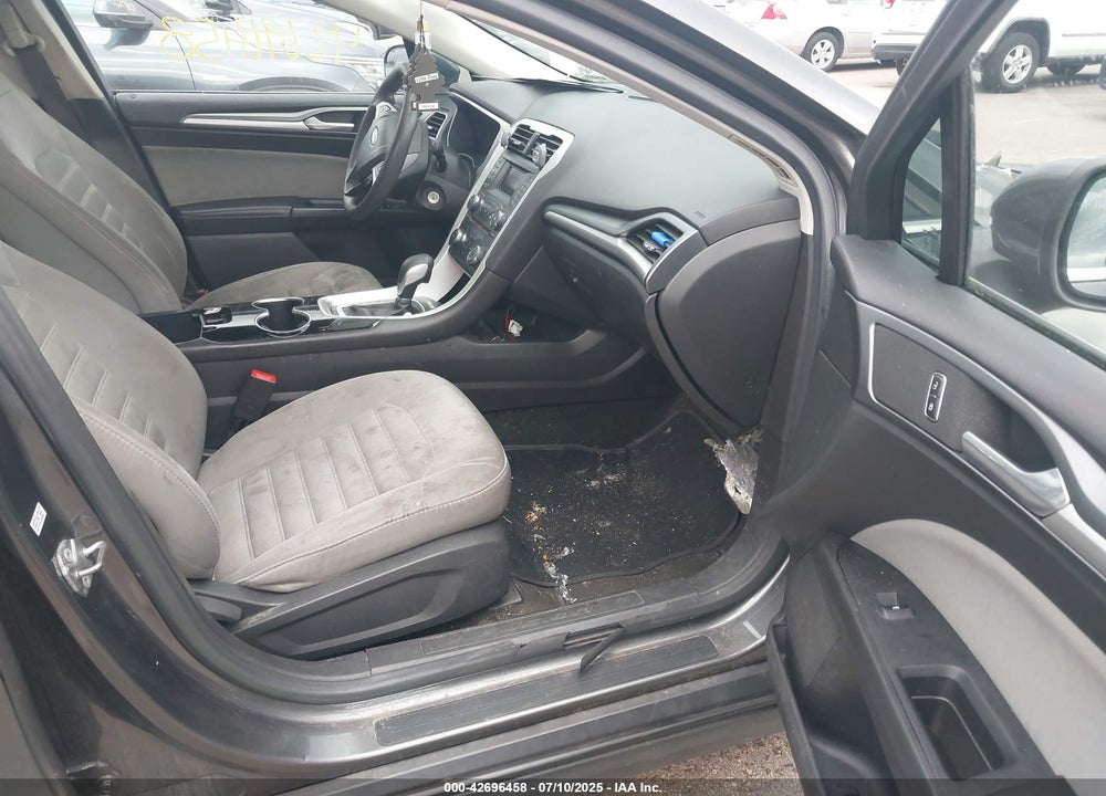 2015 FORD FUSION S VIN: 3FA6P0G72FR183733