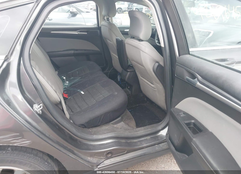 2015 FORD FUSION S VIN: 3FA6P0G72FR183733