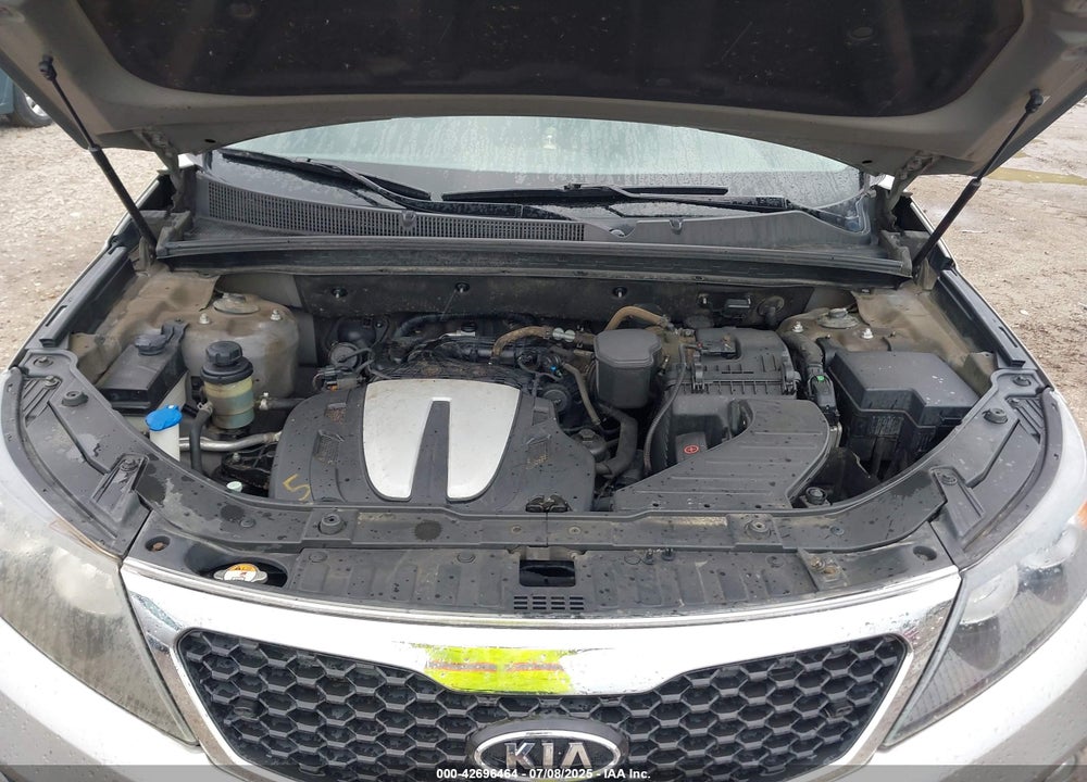 2013 KIA SORENTO VIN: 5XYKTDA23DG371726