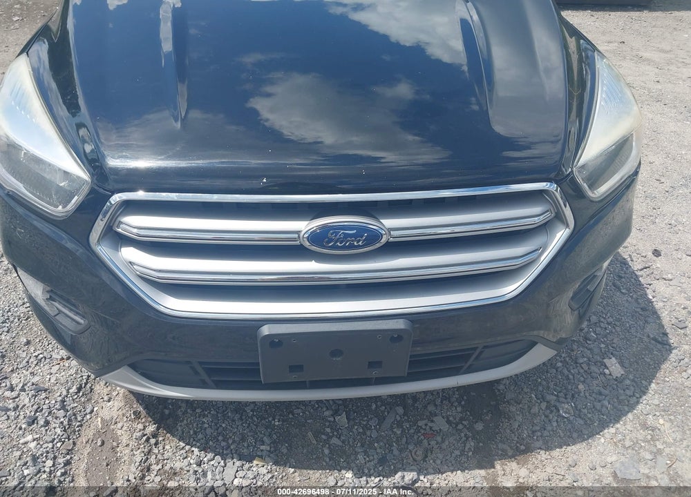 2017 FORD ESCAPE VIN: 1FMCU9GD8HUE90122
