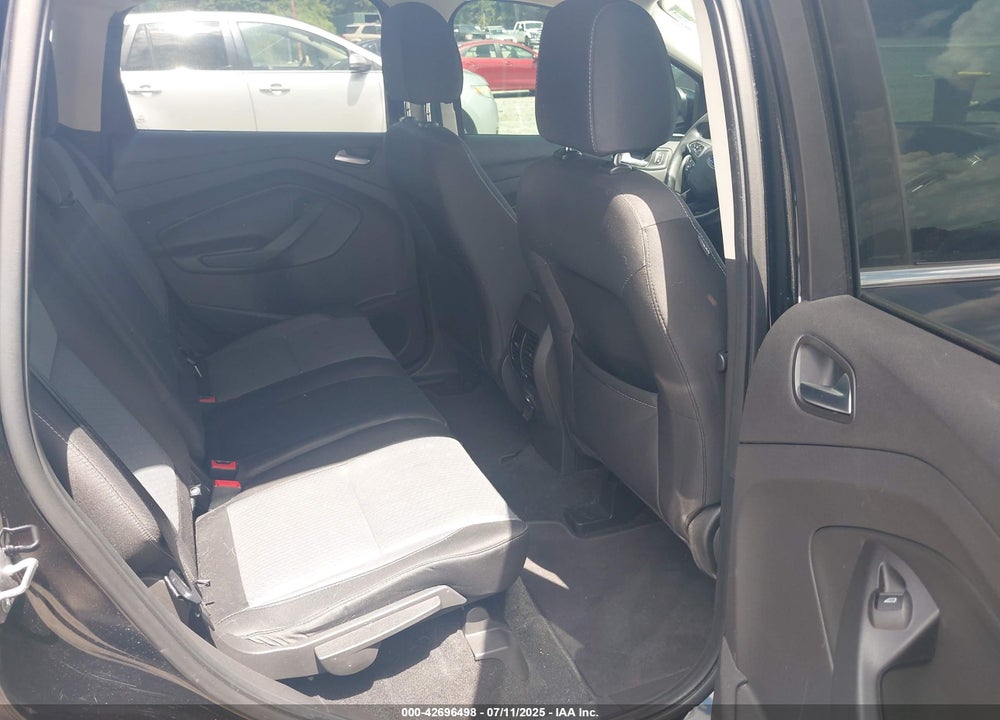 2017 FORD ESCAPE VIN: 1FMCU9GD8HUE90122