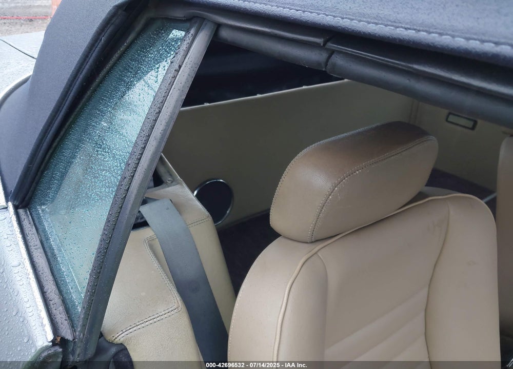 1988 JAGUAR XJS VIN: SAJNV5848JC147213