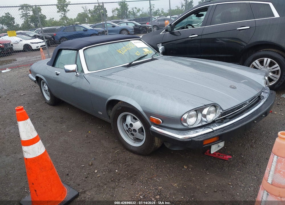 1988 JAGUAR XJS VIN: SAJNV5848JC147213