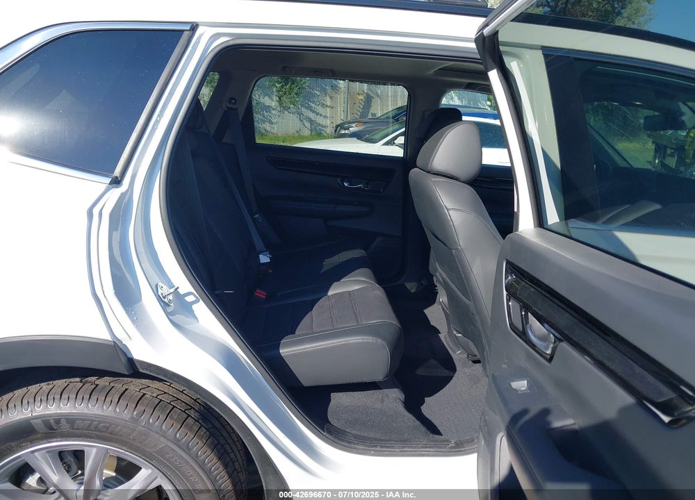 2023 HONDA CR-V VIN: 2HKRS4H77PH411774