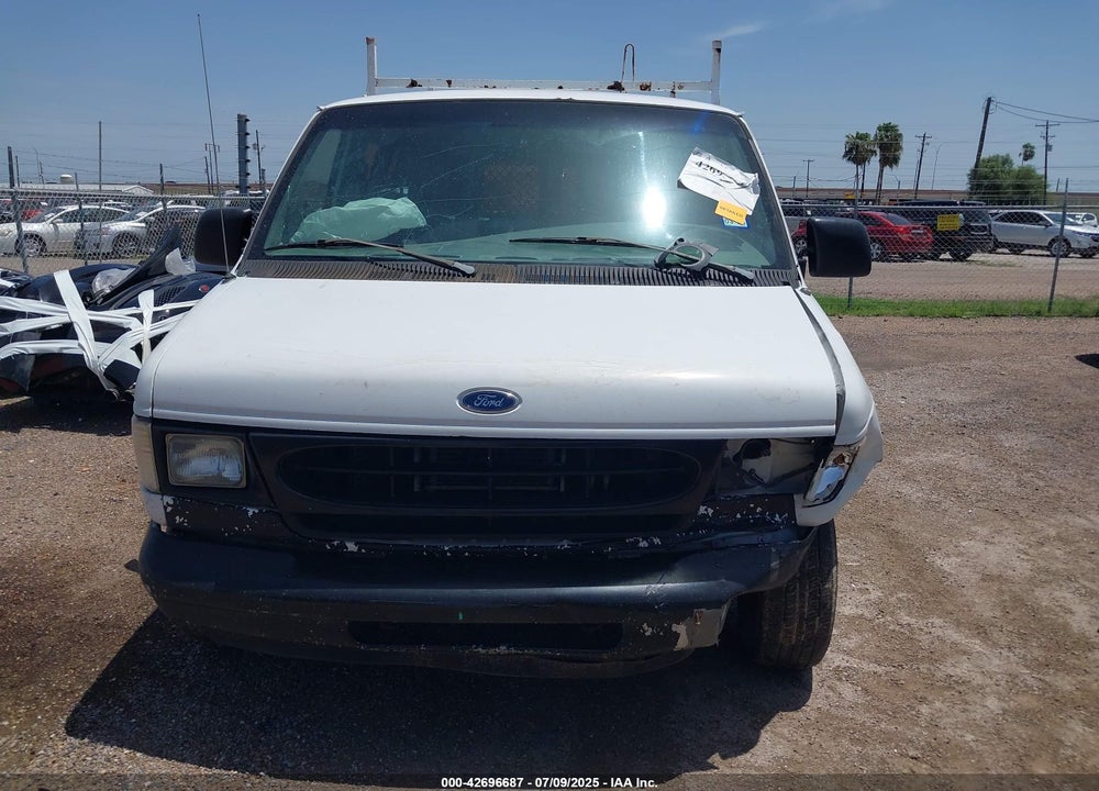 1999 FORD E 150 VIN: 1FTRE1428XHB05696