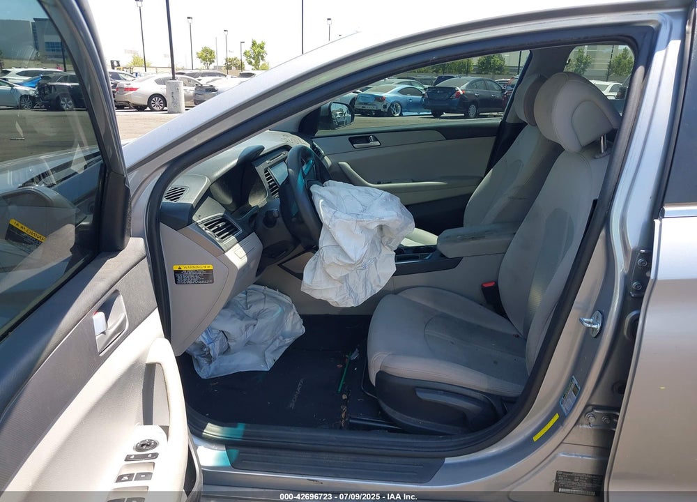 2017 HYUNDAI SONATA VIN: 5NPE24AF5HH567443