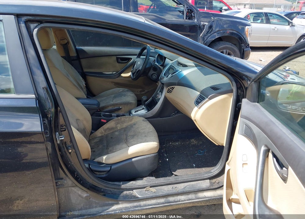 2012 HYUNDAI ELANTRA VIN: KMHDH4AE6CU378389
