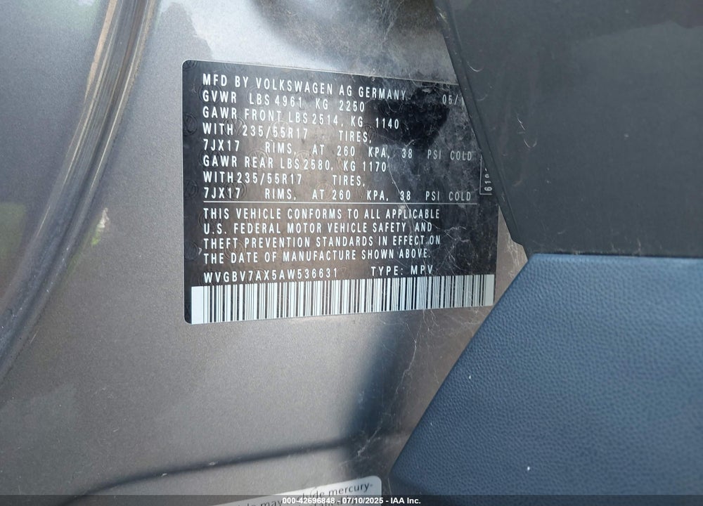 2010 VOLKSWAGEN TIGUAN VIN: WVGBV7AX5AW536631