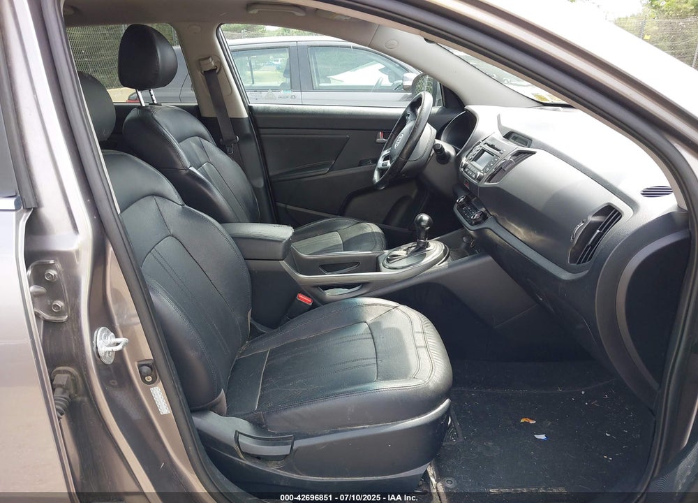 2011 KIA SPORTAGE VIN: KNDPC3A64B7120582