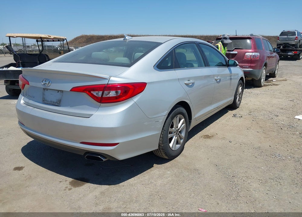 2017 HYUNDAI SONATA VIN: 5NPE24AF1HH573207