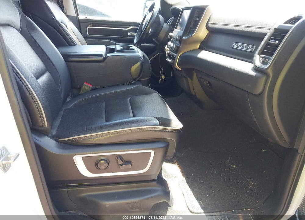 2022 RAM 1500 VIN: 1C6RREJT0NN230819
