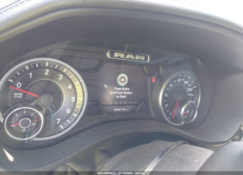 2022 RAM 1500 VIN: 1C6RREJT0NN230819