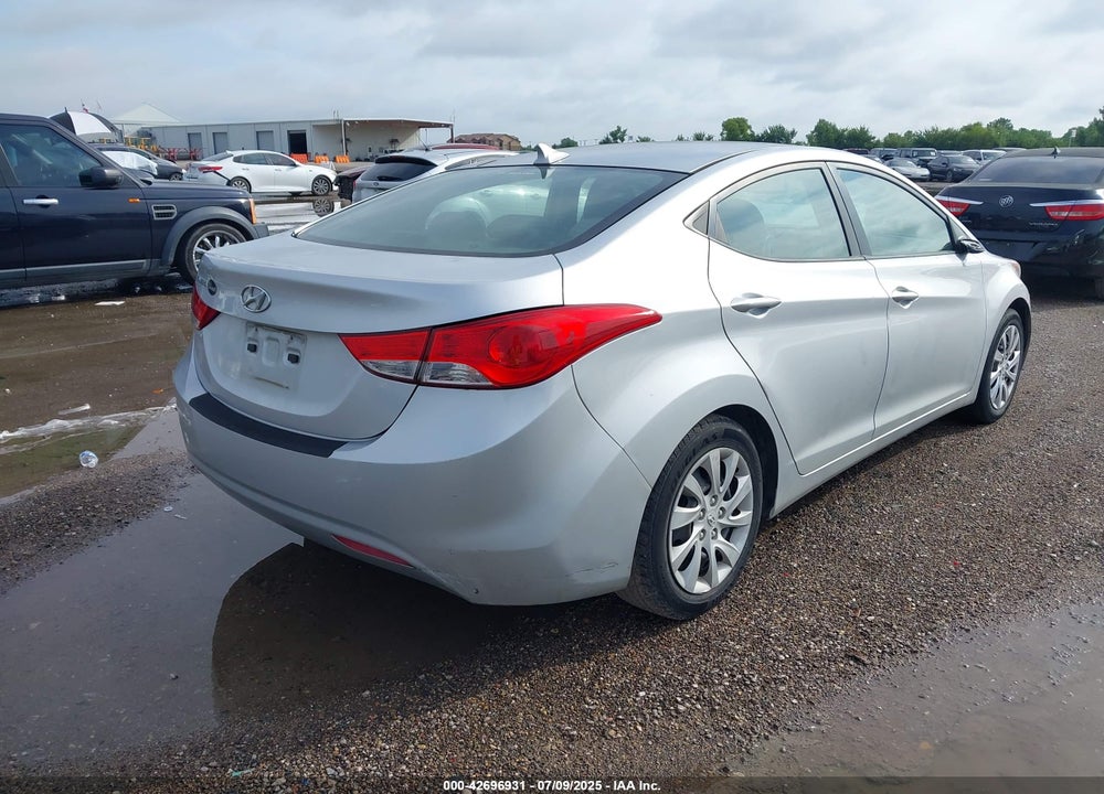 2013 HYUNDAI ELANTRA VIN: 5NPDH4AE3DH204540