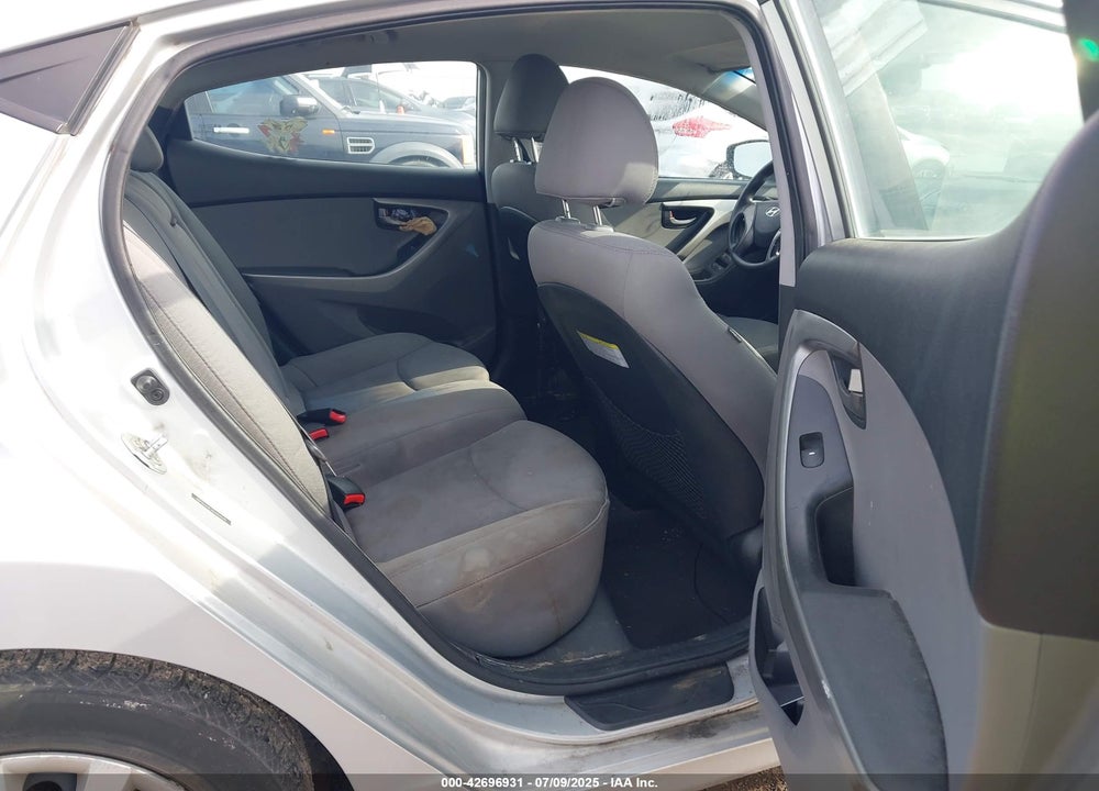 2013 HYUNDAI ELANTRA VIN: 5NPDH4AE3DH204540
