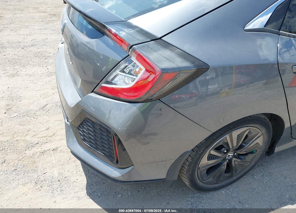 2018 HONDA CIVIC VIN: SHHFK7H59JU221451
