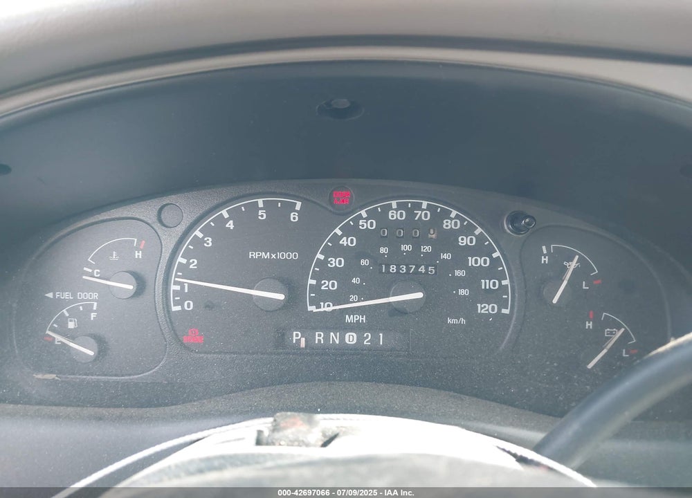 1999 FORD EXPLORER EDDIE BAUER/LIMITED EDITION/XLT VIN: 1FMZU32E9XZB70428