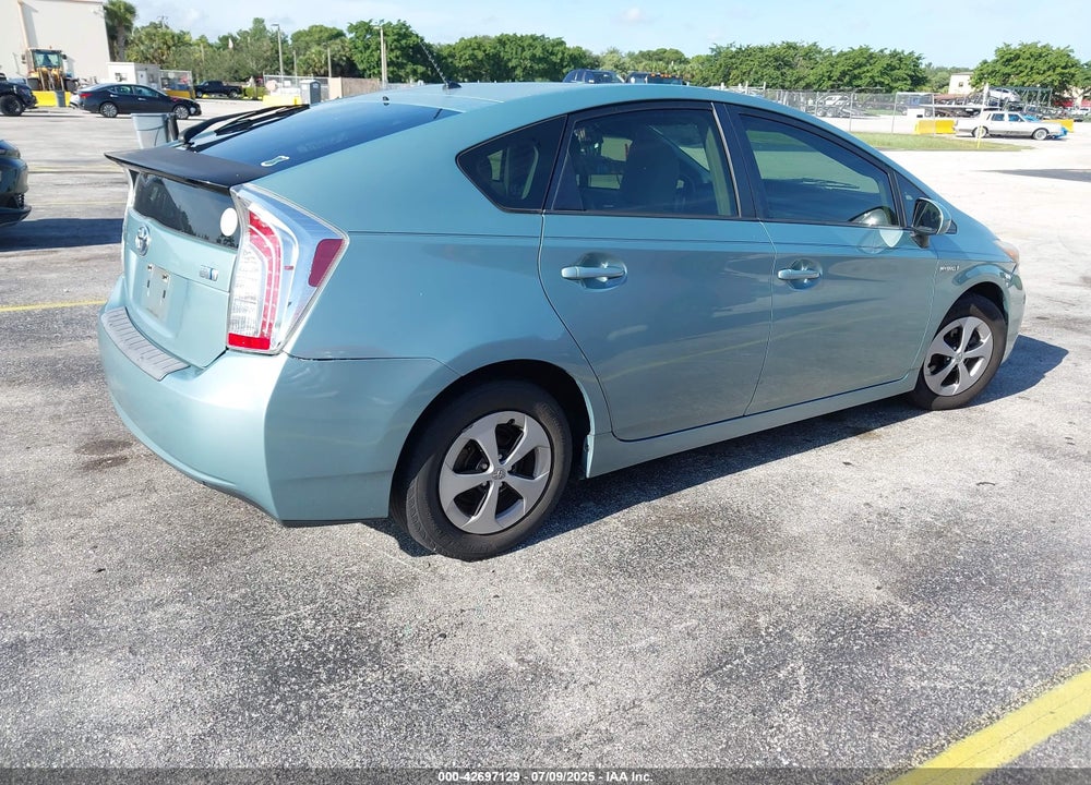 2014 TOYOTA PRIUS VIN: JTDKN3DU3E1804657
