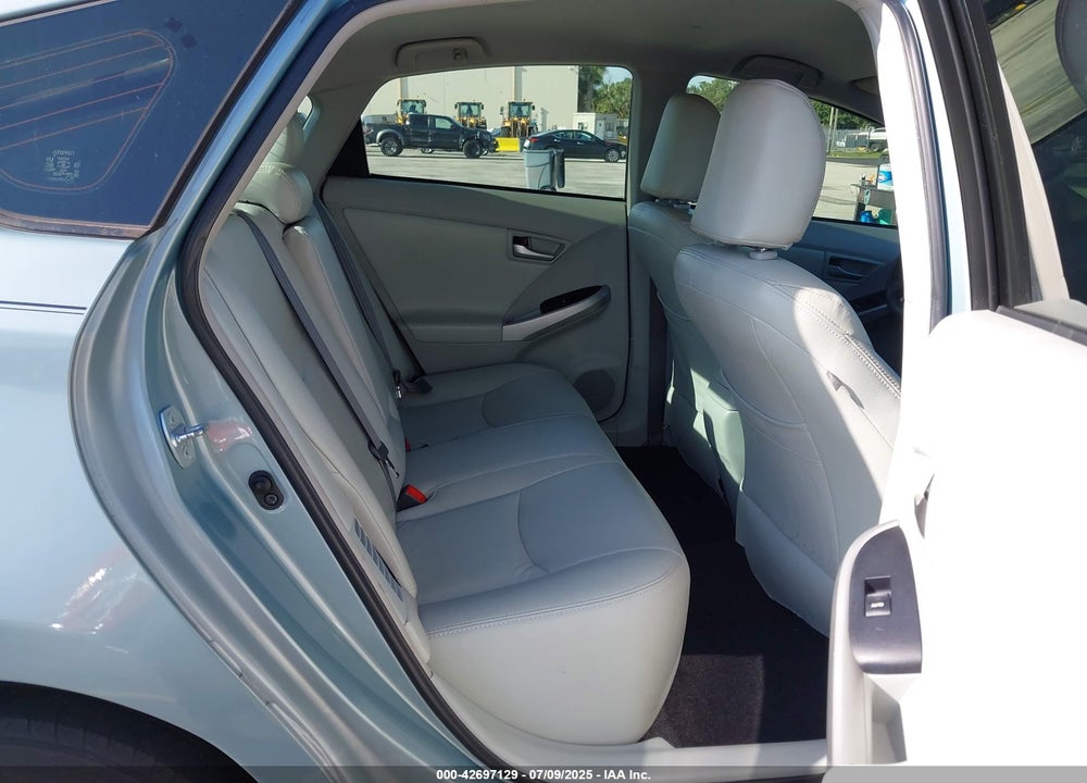 2014 TOYOTA PRIUS VIN: JTDKN3DU3E1804657