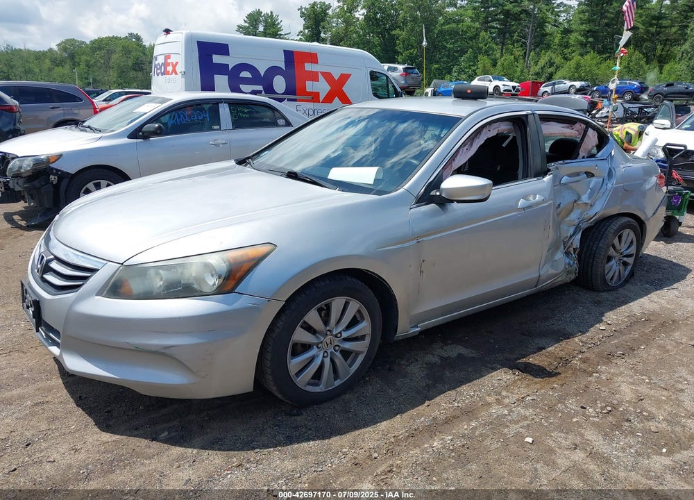 2011 HONDA ACCORD VIN: 1HGCP2F38BA017634