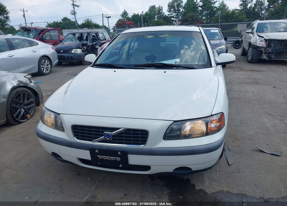 2002 VOLVO S60 2.4T VIN: YV1RS58D722119218