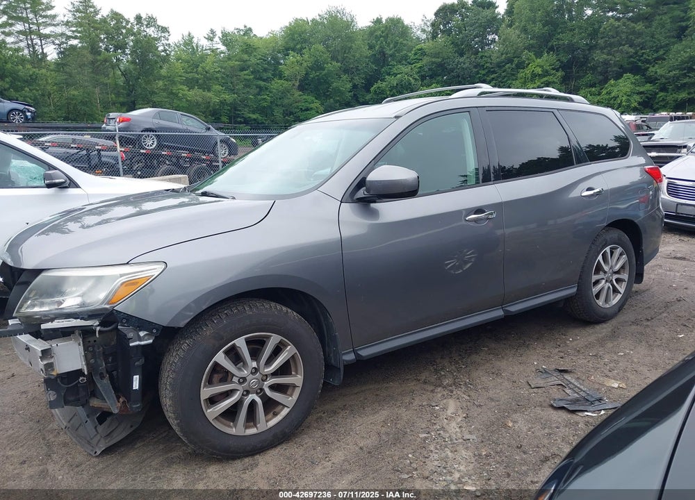 2015 NISSAN PATHFINDER S VIN: 5N1AR2MM3FC675623