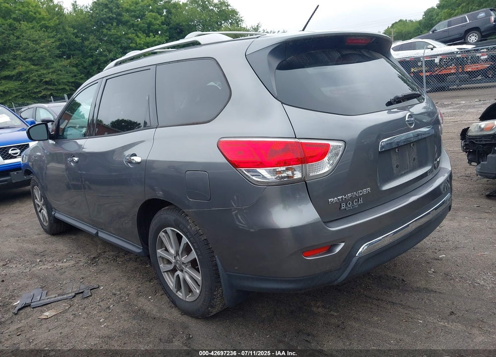 2015 NISSAN PATHFINDER S VIN: 5N1AR2MM3FC675623