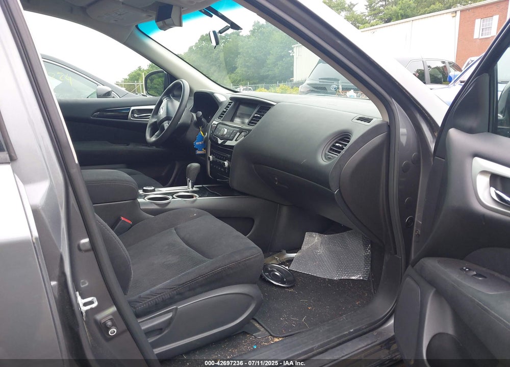 2015 NISSAN PATHFINDER S VIN: 5N1AR2MM3FC675623
