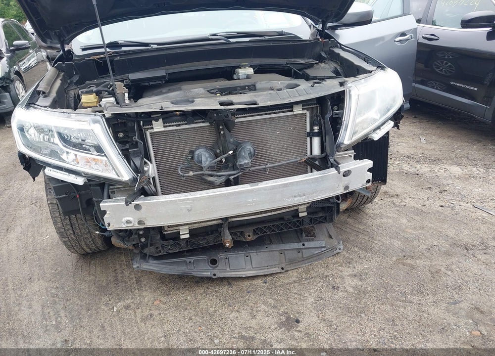 2015 NISSAN PATHFINDER S VIN: 5N1AR2MM3FC675623