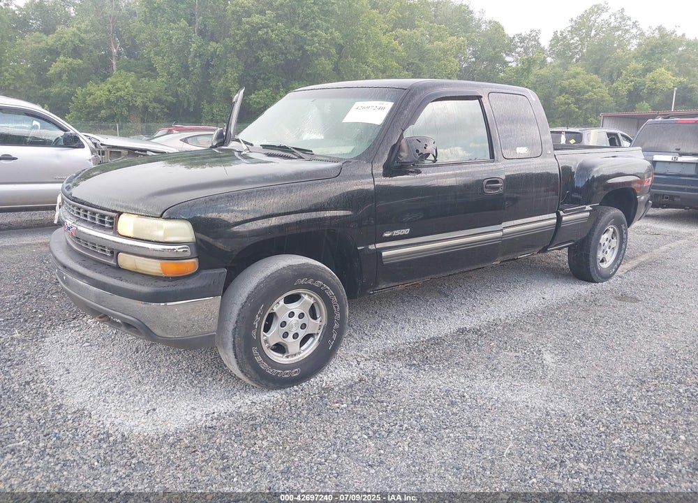 2000 CHEVROLET SILVERADO 1500 LS VIN: 2GCEK19T8Y1200319