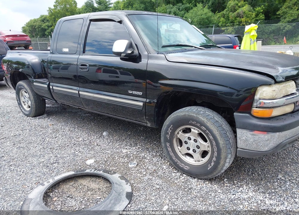 2000 CHEVROLET SILVERADO 1500 LS VIN: 2GCEK19T8Y1200319