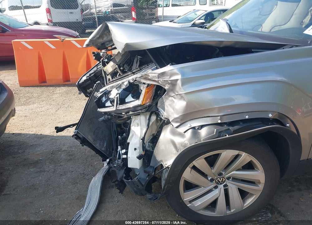 2021 VOLKSWAGEN ATLAS VIN: 1V2BR2CA2MC504776