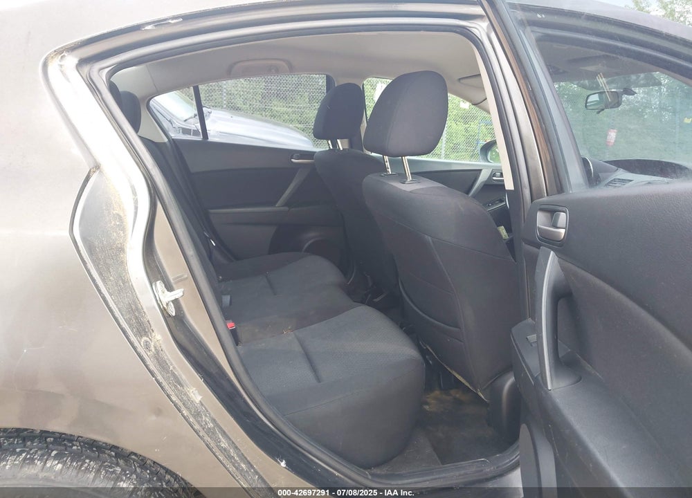 2010 MAZDA 3 VIN: JM1BL1SF4A1210460