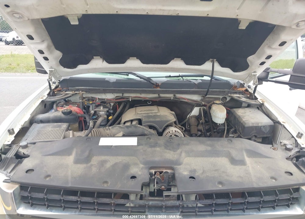 2007 CHEVROLET SILVERADO 2500HD VIN: 1GCHC24K27E523891
