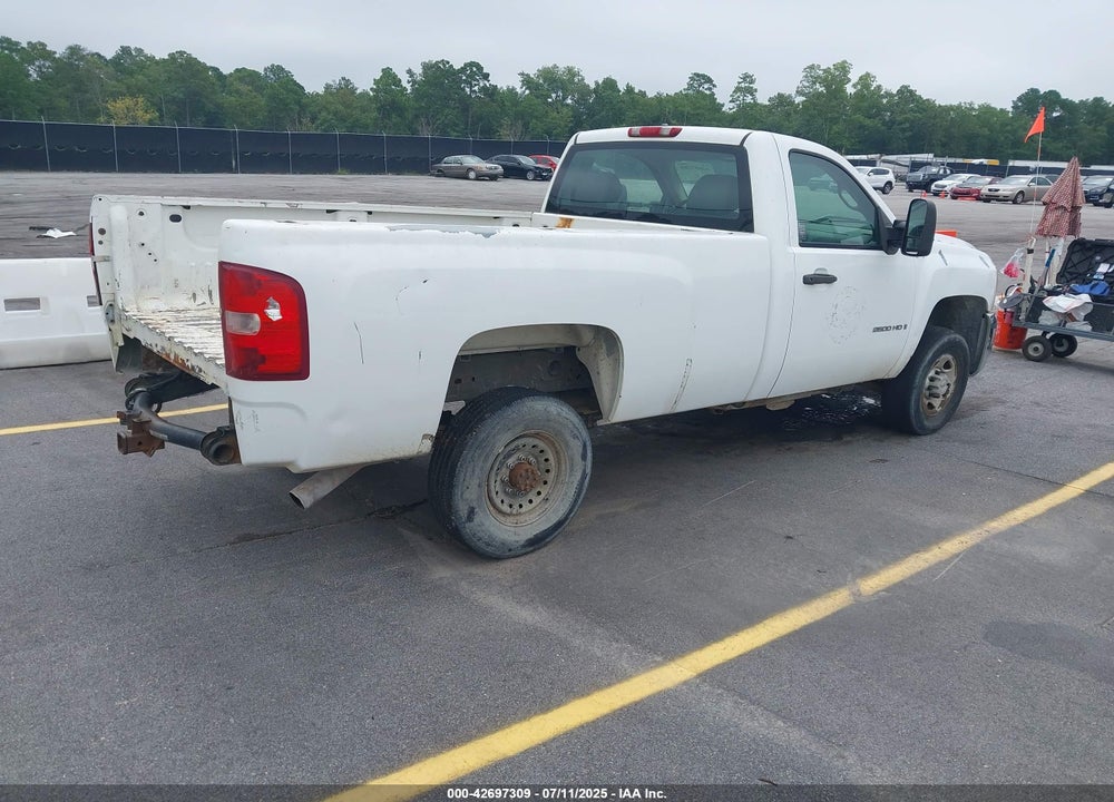 2007 CHEVROLET SILVERADO 2500HD VIN: 1GCHC24K27E523891