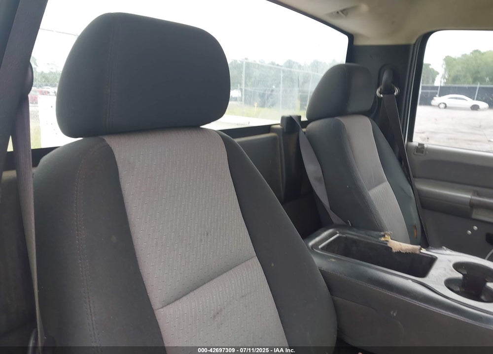 2007 CHEVROLET SILVERADO 2500HD VIN: 1GCHC24K27E523891