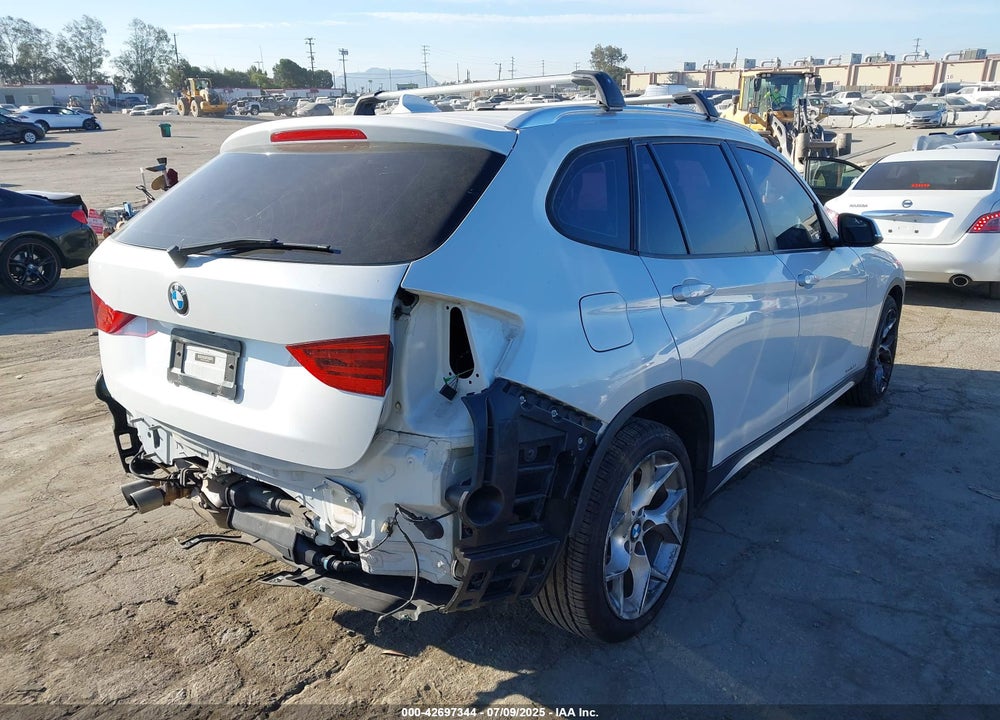 2015 BMW X1 VIN: WBAVM1C53FVW58914