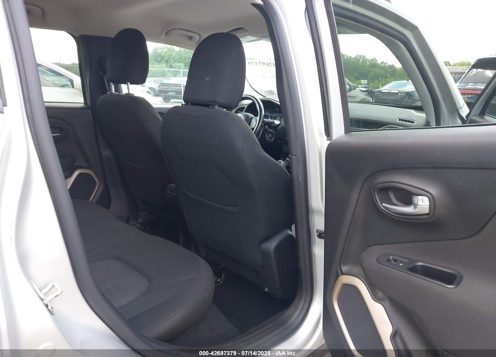 2016 JEEP RENEGADE VIN: ZACCJABT7GPD91157