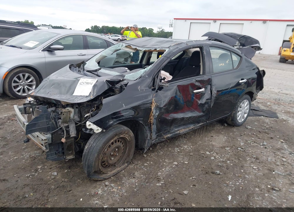 2017 NISSAN VERSA 1.6 SV VIN: 3N1CN7AP1HL822407