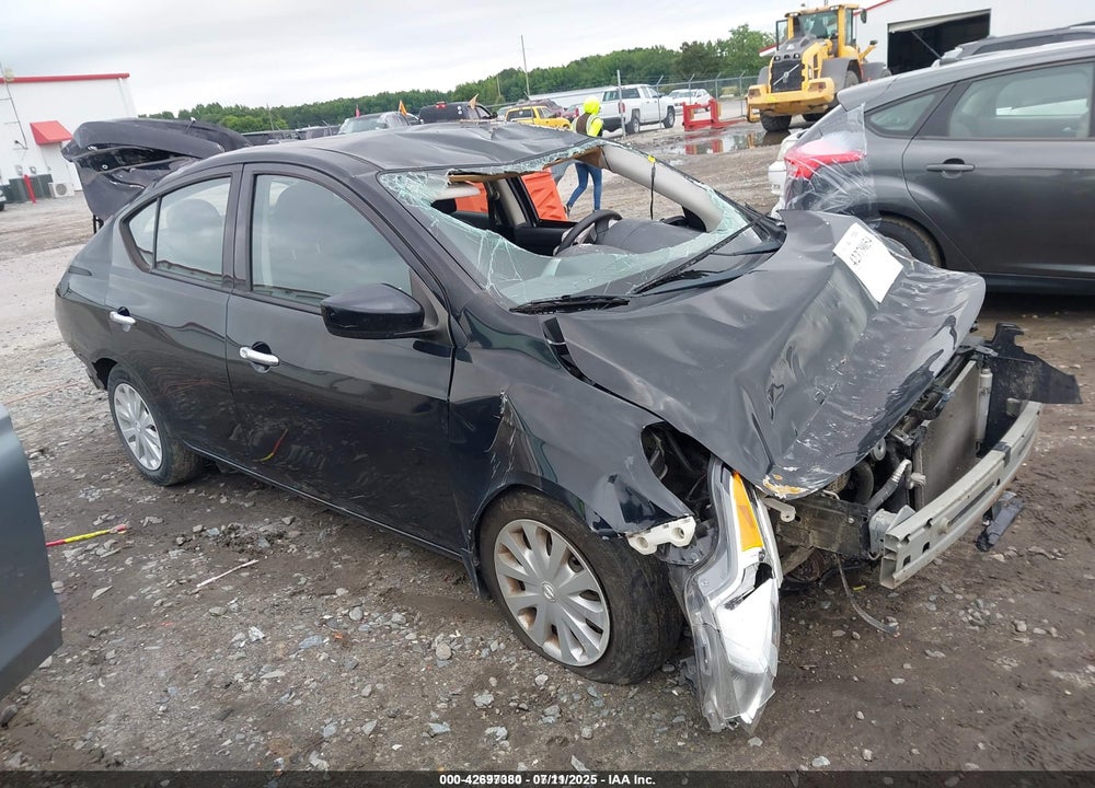 2017 NISSAN VERSA 1.6 SV VIN: 3N1CN7AP1HL822407