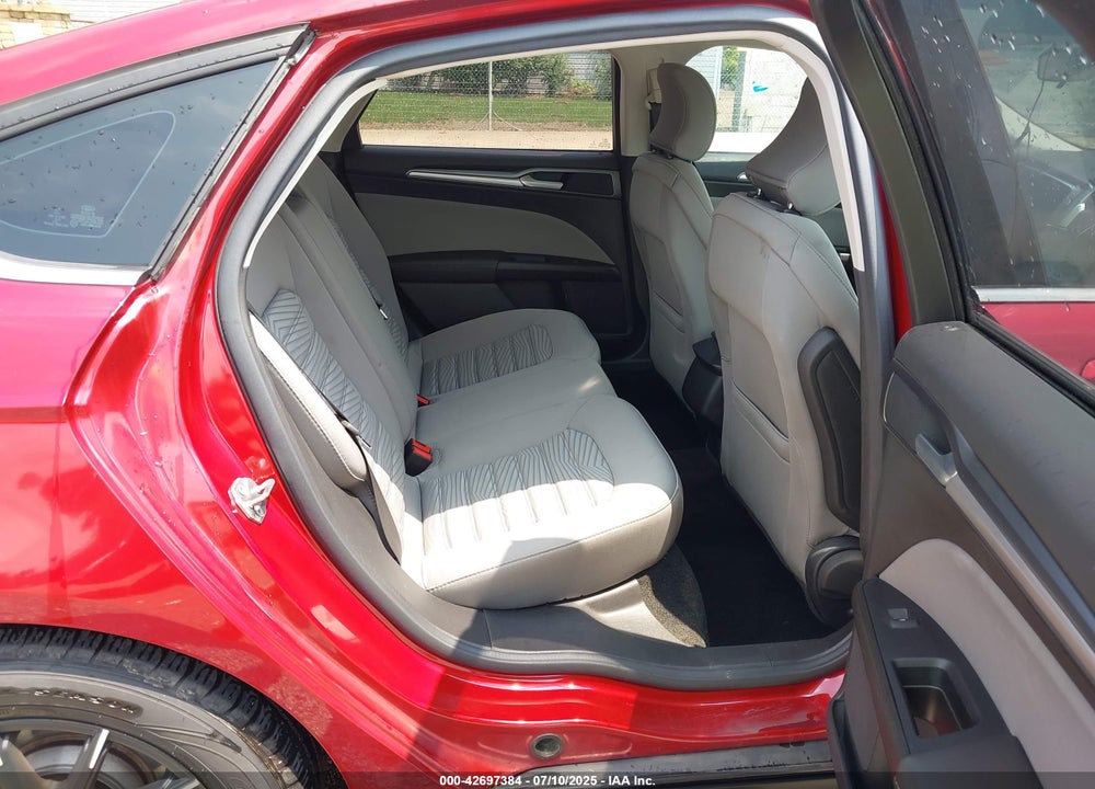 2016 FORD FUSION S VIN: 1FA6P0G77G5130398
