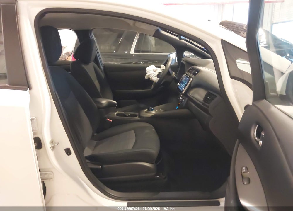 2018 NISSAN LEAF VIN: 1N4AZ1CP7JC309978