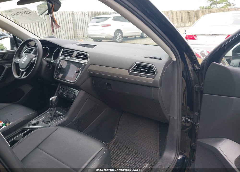 2021 VOLKSWAGEN TIGUAN 2.0T SE/2.0T SE R-LINE BLACK/2.0T SEL VIN: 3VV2B7AX3MM061287