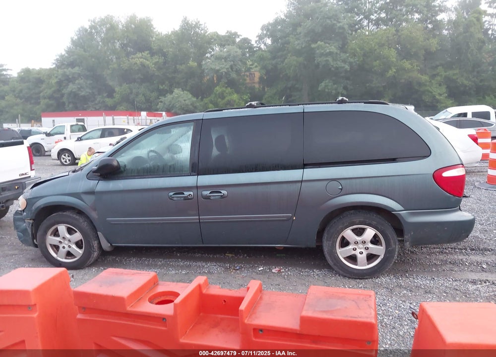 2007 DODGE GRAND CARAVAN SXT VIN: 2D8GP44L87R268141