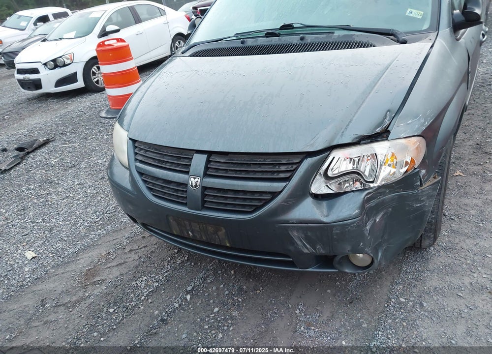 2007 DODGE GRAND CARAVAN SXT VIN: 2D8GP44L87R268141